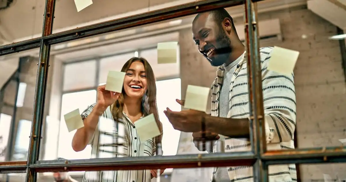 FCJ e Eixo Tech se unem para lançamento de venture builder focada em edtech, fintech e mobilidade