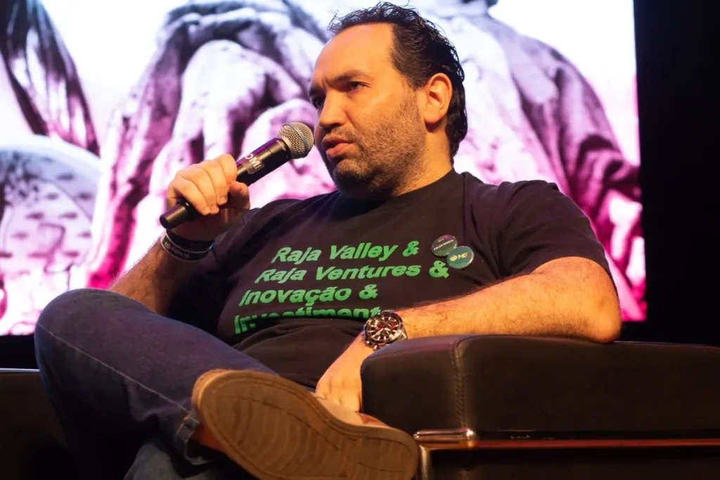 João Zica, CEO do Raja Ventures, no palco do Minas Summit. Foto Camila Rocha